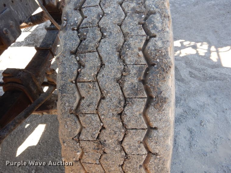 image for item GT9583 1978 Ford 800  dump truck