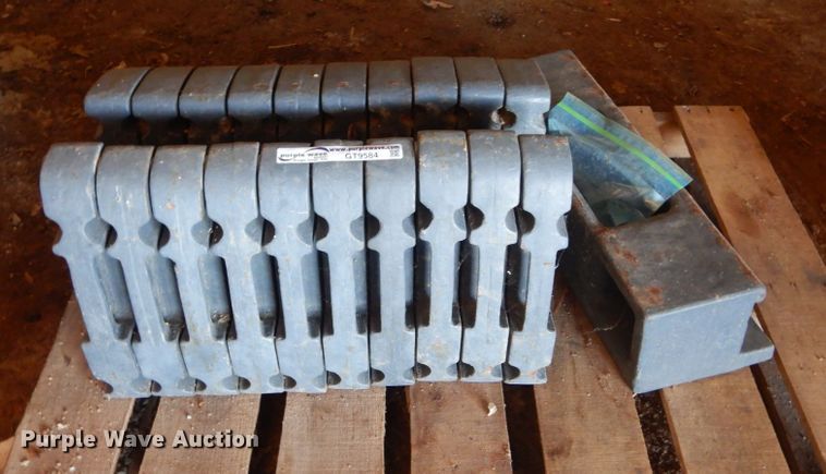 image for item GT9584 Suitcase weights