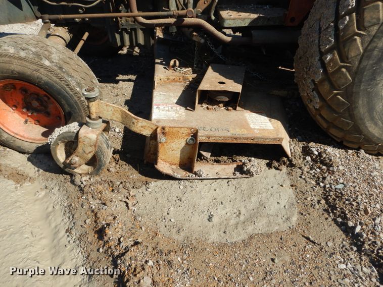 image for item GT9587 Kubota L185  tractor