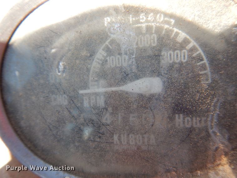 image for item GT9587 Kubota L185  tractor