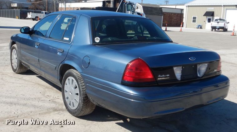 image for item GT9588 2010 Ford Crown Victoria Police Interceptor