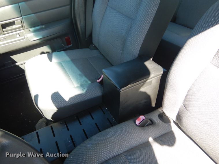 image for item GT9588 2010 Ford Crown Victoria Police Interceptor