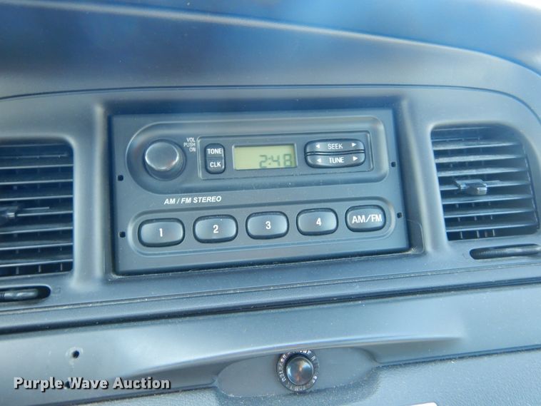 image for item GT9589 2010 Ford Crown Victoria Police Interceptor