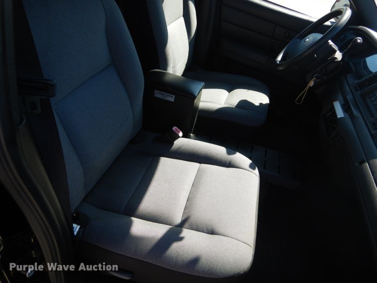 image for item GT9589 2010 Ford Crown Victoria Police Interceptor