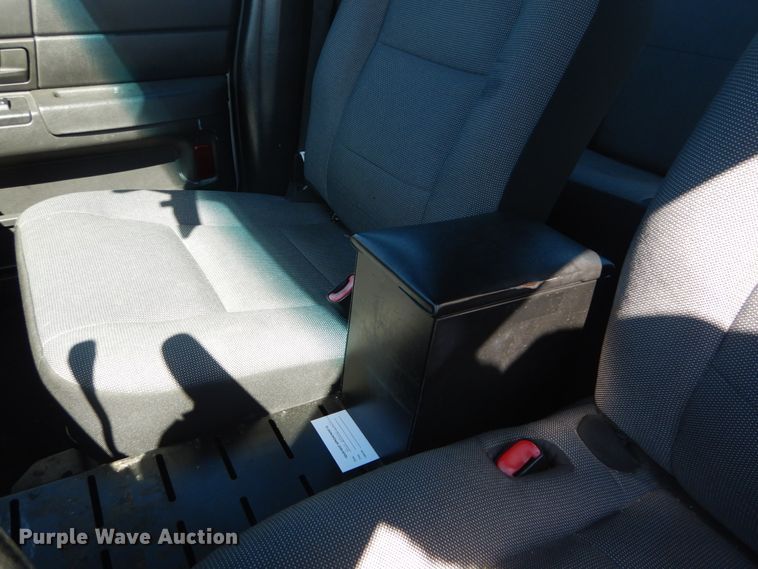 image for item GT9590 2010 Ford Crown Victoria Police Interceptor