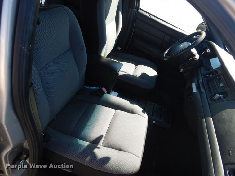 image for item GT9590 2010 Ford Crown Victoria Police Interceptor