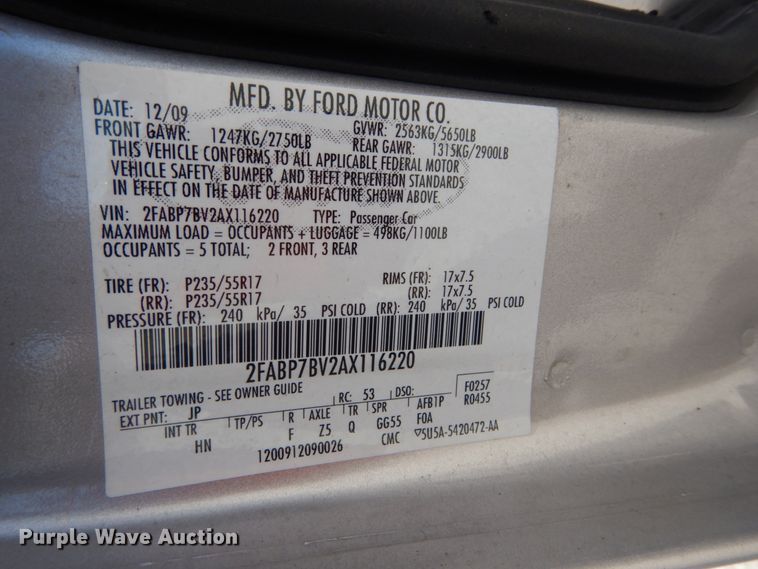 image for item GT9590 2010 Ford Crown Victoria Police Interceptor