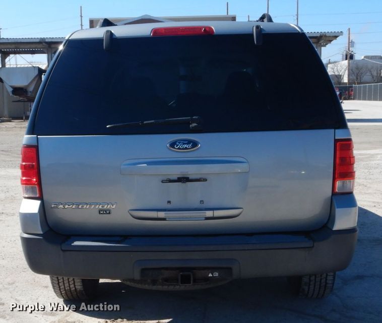 image for item GT9591 2006 Ford Expedition XLT  SUV