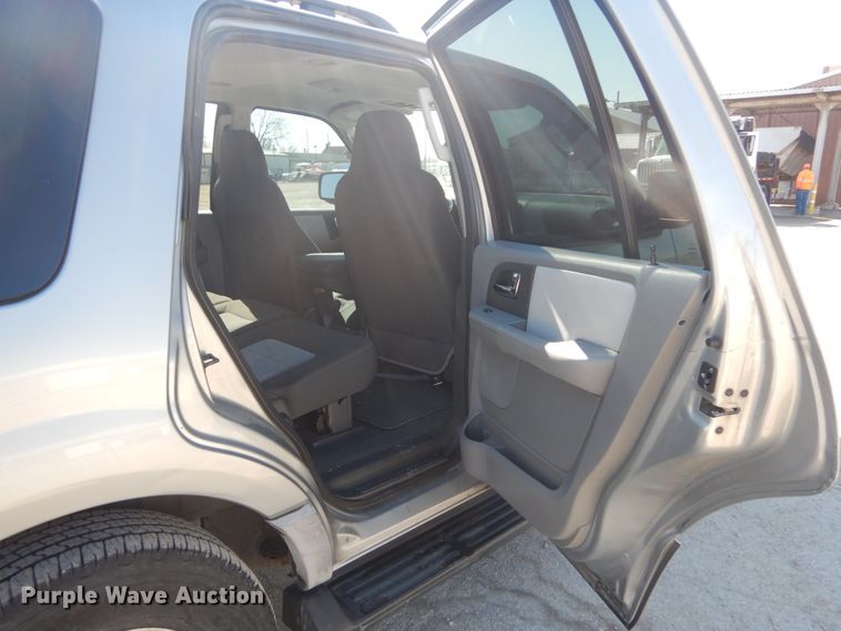 image for item GT9591 2006 Ford Expedition XLT  SUV