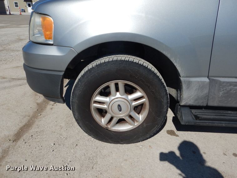 image for item GT9591 2006 Ford Expedition XLT  SUV