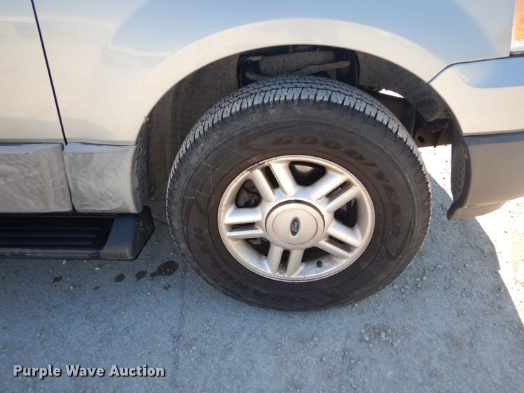 image for item GT9591 2006 Ford Expedition XLT  SUV