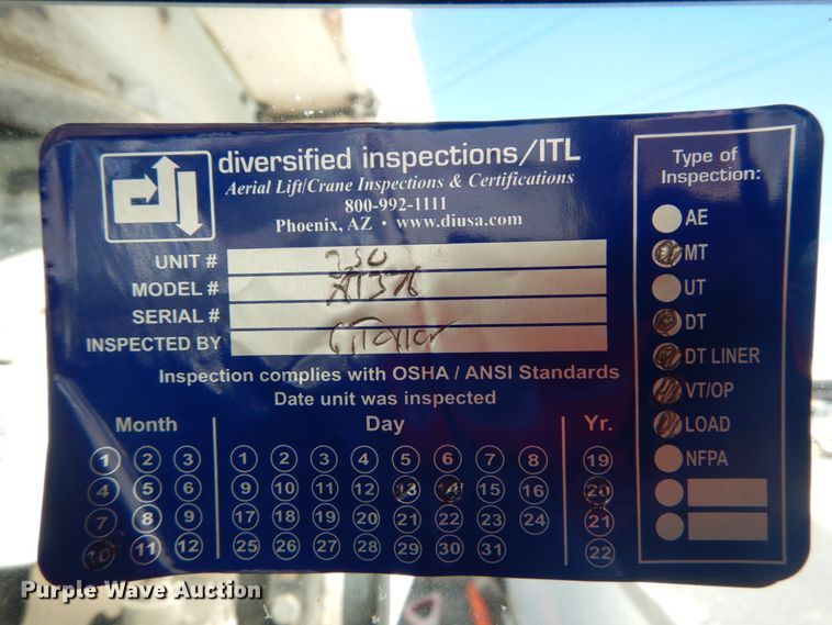 image for item GT9592 2001 Ford F550 Super Duty XL  bucket truck