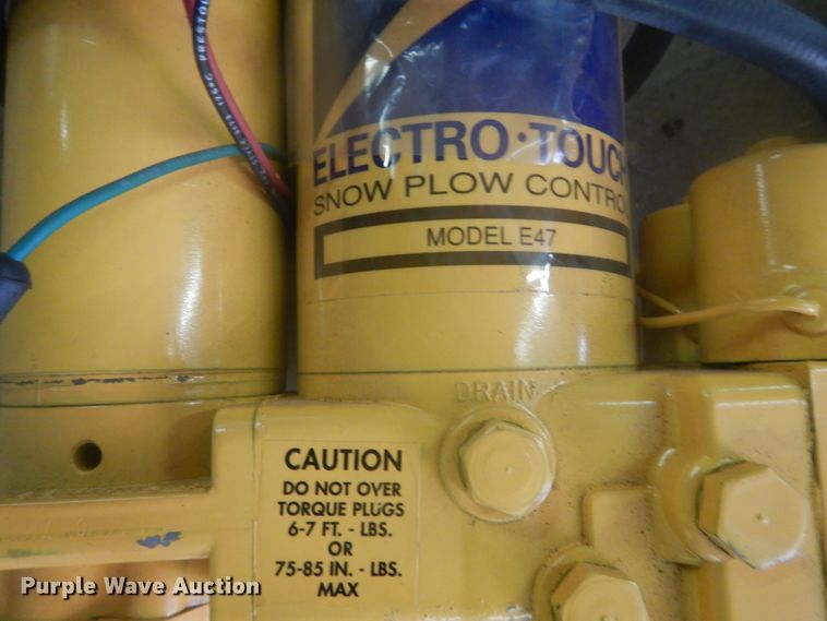 image for item GT9609 (2) Meyer snow plow pump