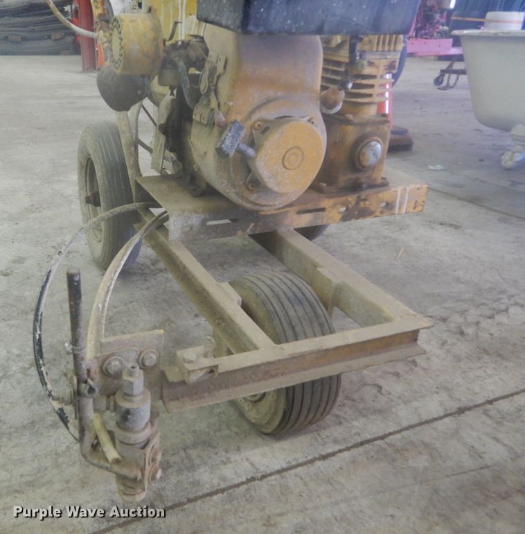 image for item GT9612 Paint striper