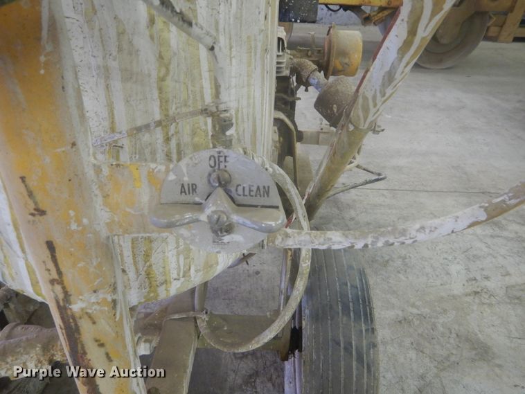 image for item GT9612 Paint striper