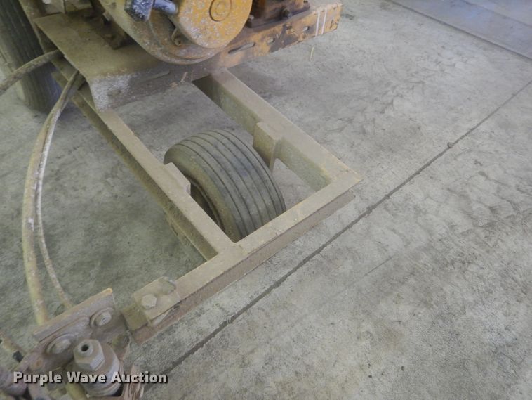 image for item GT9612 Paint striper