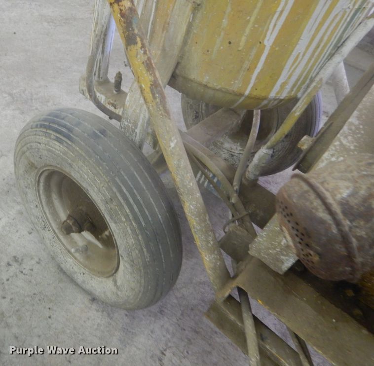 image for item GT9612 Paint striper