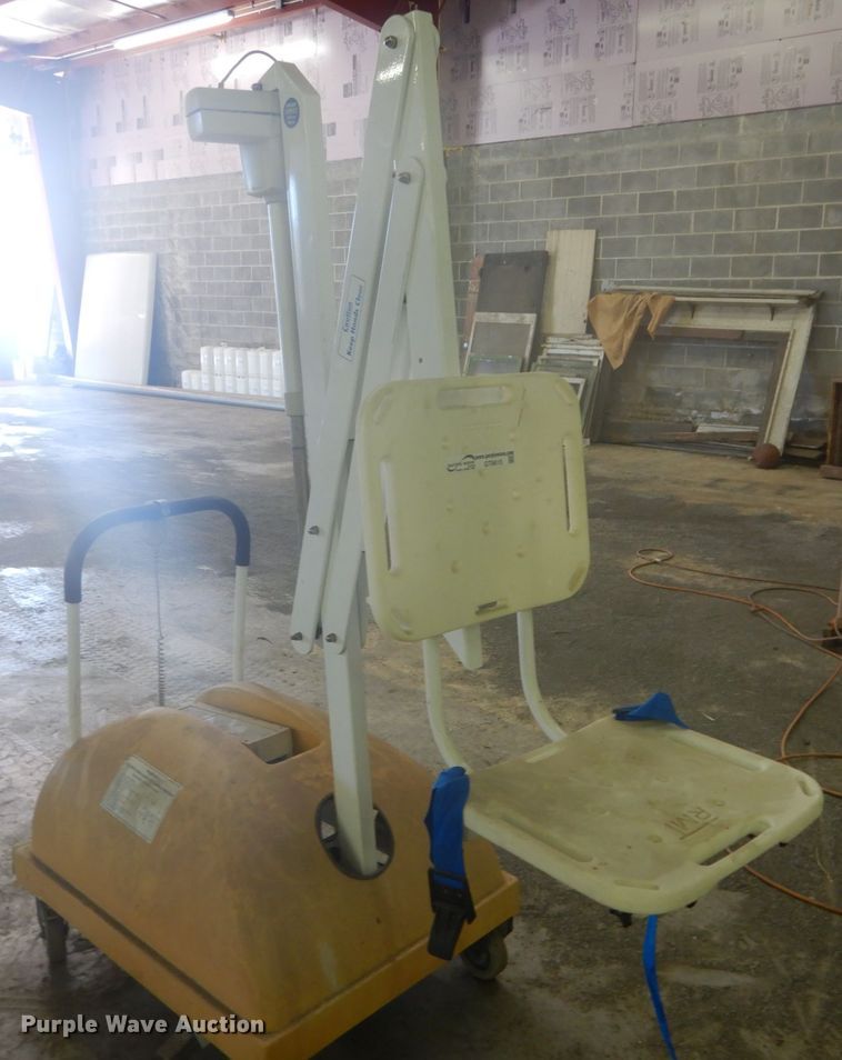 image for item GT9615 Aquatic lift