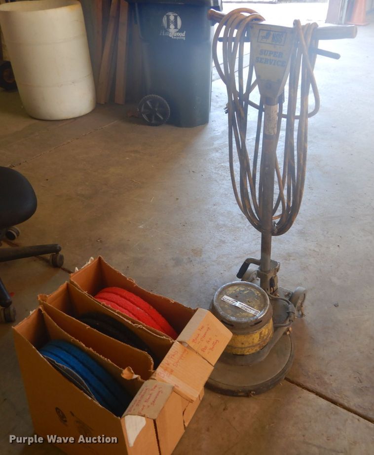 image for item GT9617 NSS floor buffer