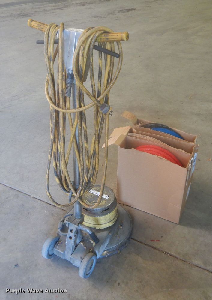 image for item GT9617 NSS floor buffer