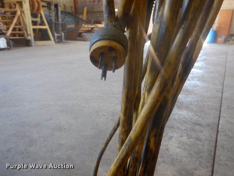 image for item GT9617 NSS floor buffer