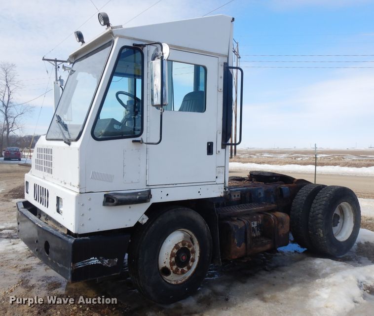 image for item H1845 2005 Ottumwa 30  yard truck