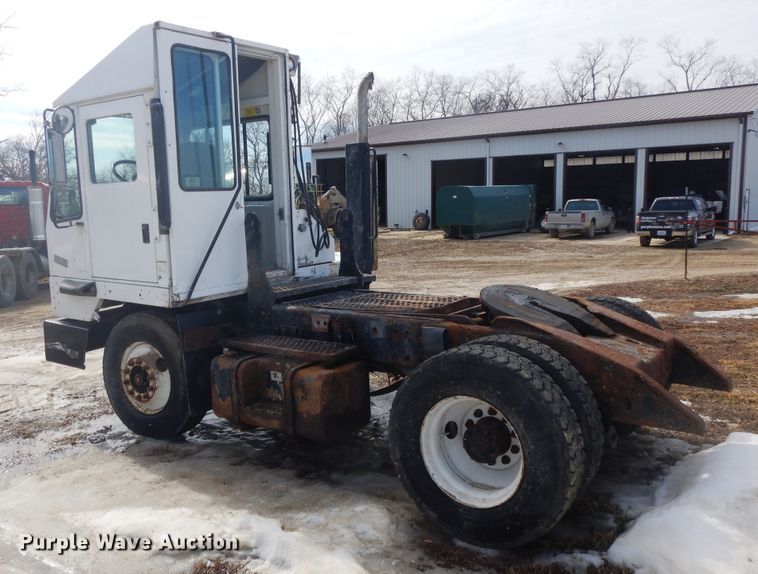 image for item H1845 2005 Ottumwa 30  yard truck
