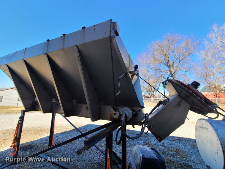 image for item H1851 Warren stainless steel spreader