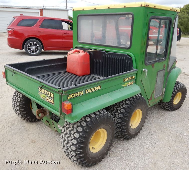 image for item HD9403 1999 John Deere 6X4 Gator  utility vehicle