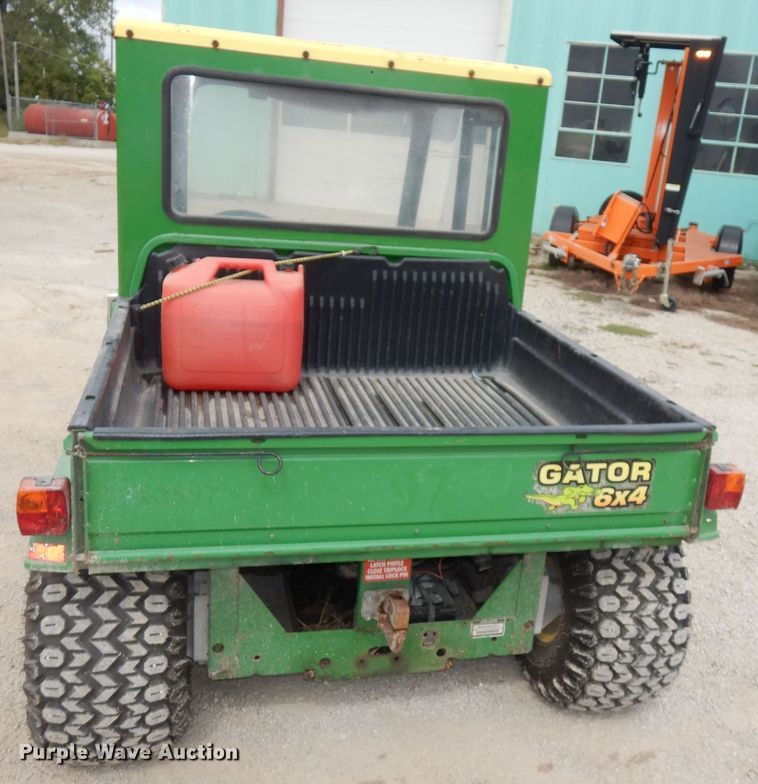 image for item HD9403 1999 John Deere 6X4 Gator  utility vehicle