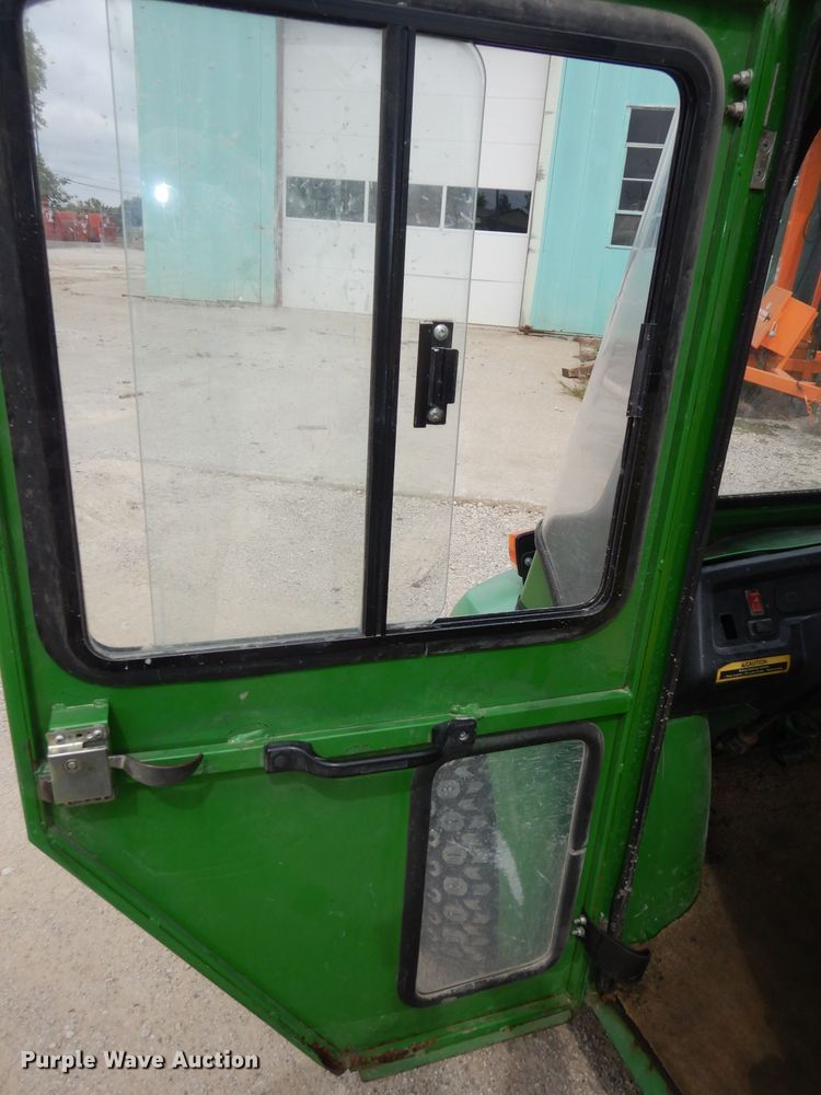 image for item HD9403 1999 John Deere 6X4 Gator  utility vehicle