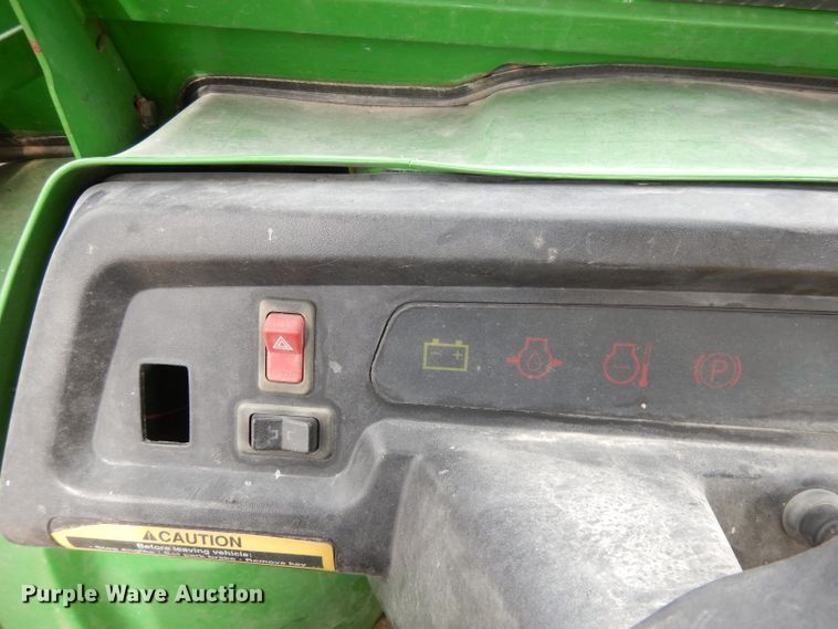 image for item HD9403 1999 John Deere 6X4 Gator  utility vehicle