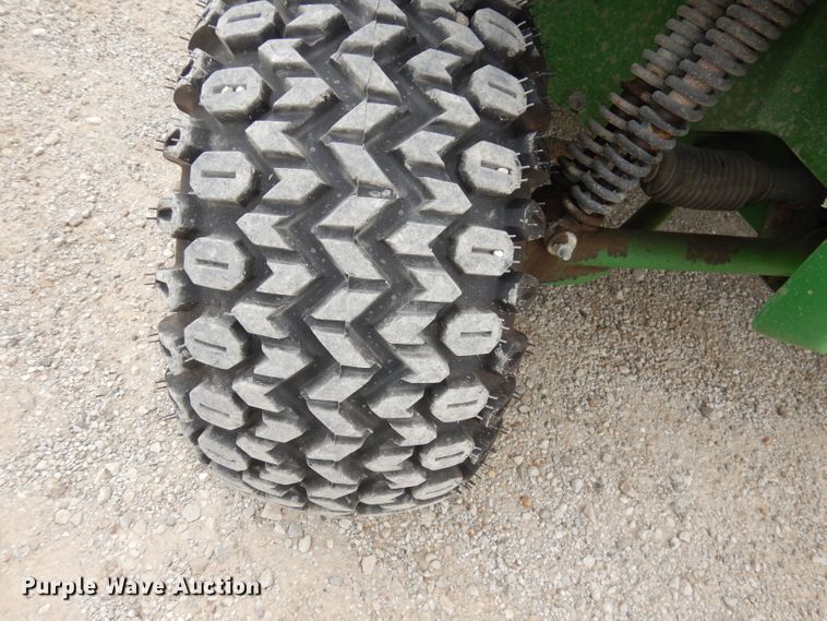 image for item HD9403 1999 John Deere 6X4 Gator  utility vehicle