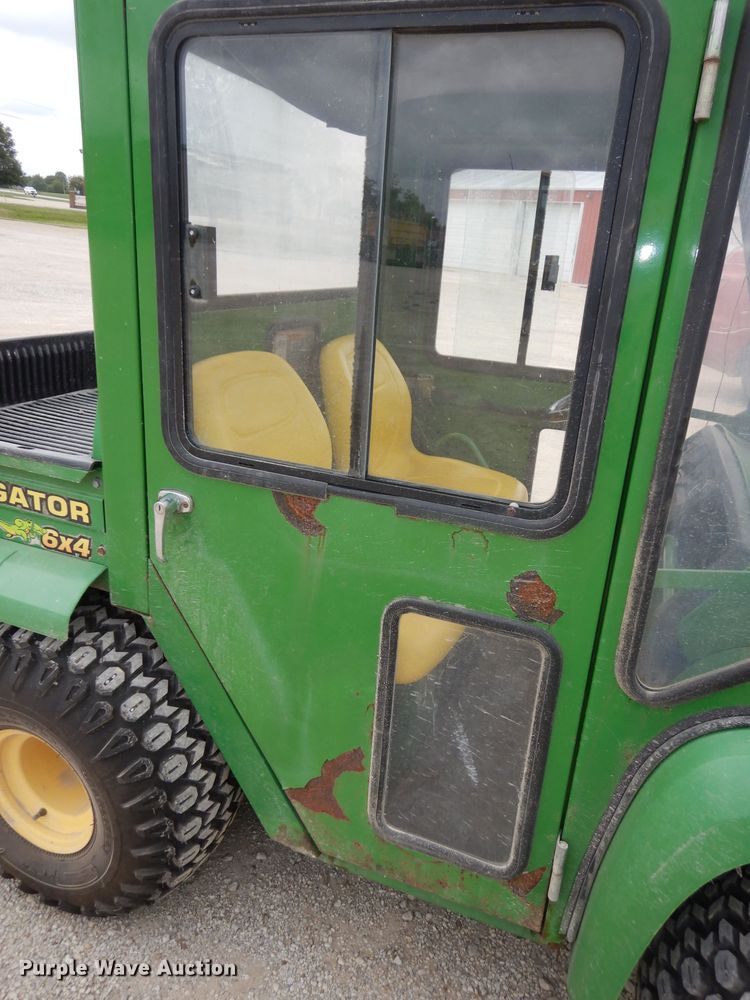 image for item HD9403 1999 John Deere 6X4 Gator  utility vehicle