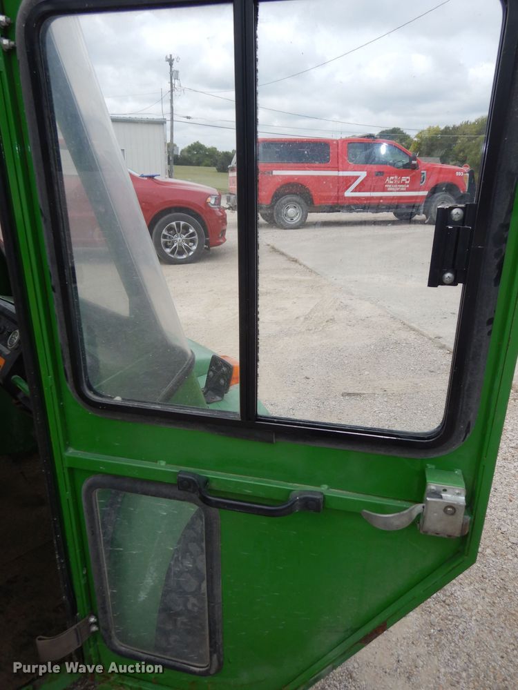 image for item HD9403 1999 John Deere 6X4 Gator  utility vehicle