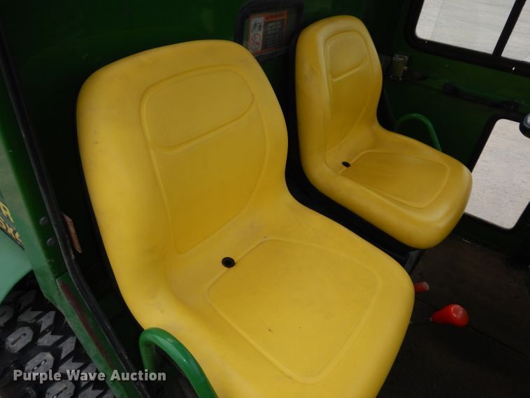 image for item HD9403 1999 John Deere 6X4 Gator  utility vehicle