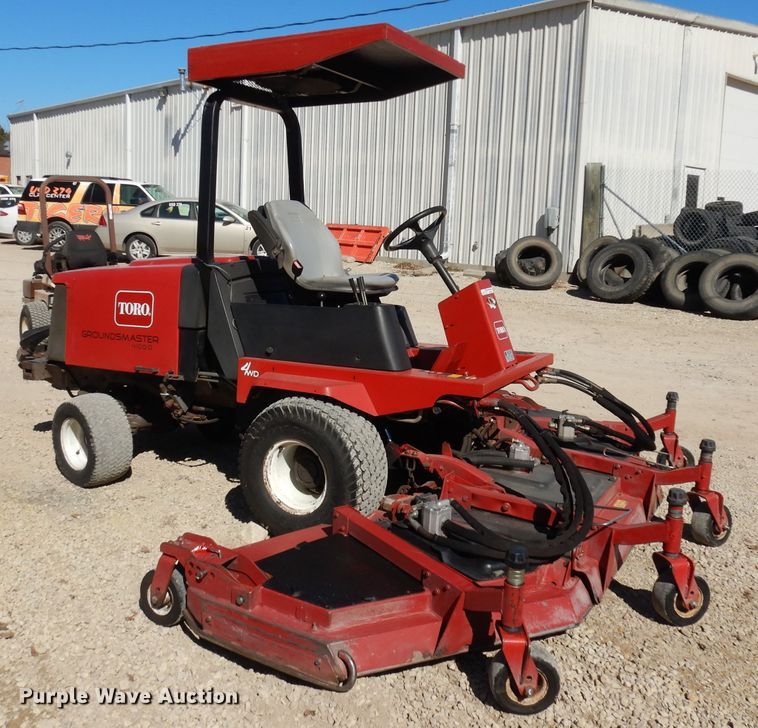 image for item HD9696 2003 Toro Groundmaster 4100D  lawn mower