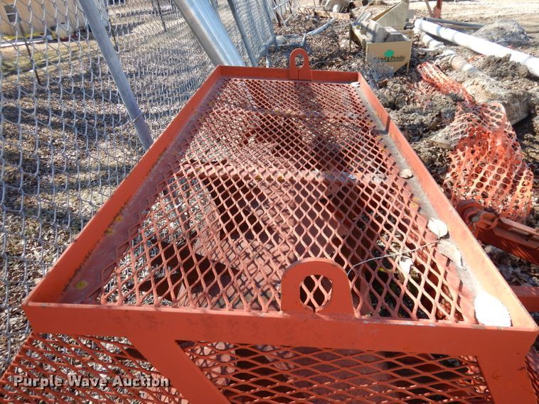 image for item HD9700 Lawn and garden equipment