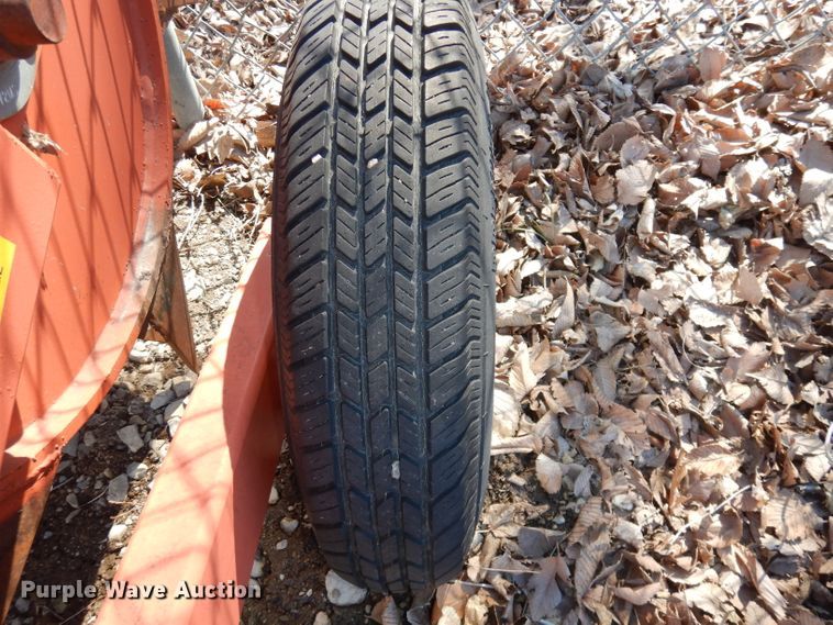 image for item HD9700 Lawn and garden equipment