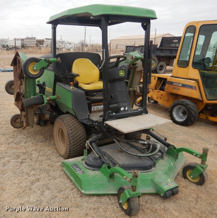image for item HL9616 John Deere 1600 Turbo  lawn mower