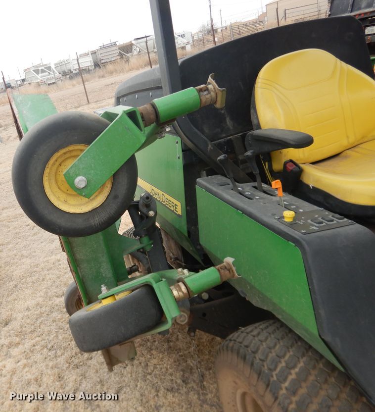 image for item HL9616 John Deere 1600 Turbo  lawn mower