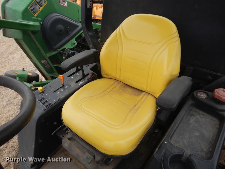 image for item HL9616 John Deere 1600 Turbo  lawn mower