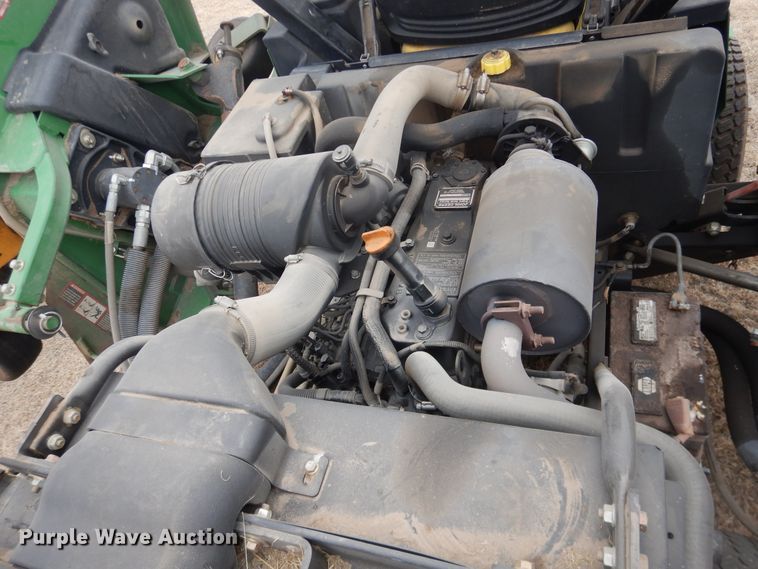 image for item HL9616 John Deere 1600 Turbo  lawn mower