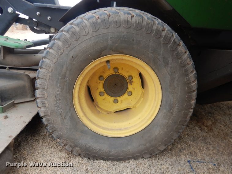 image for item HL9616 John Deere 1600 Turbo  lawn mower