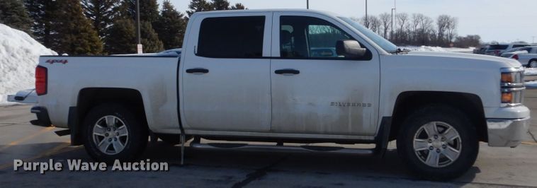 image for item HS9932 2014 Chevrolet Silverado  1500  Crew Cab pickup truck