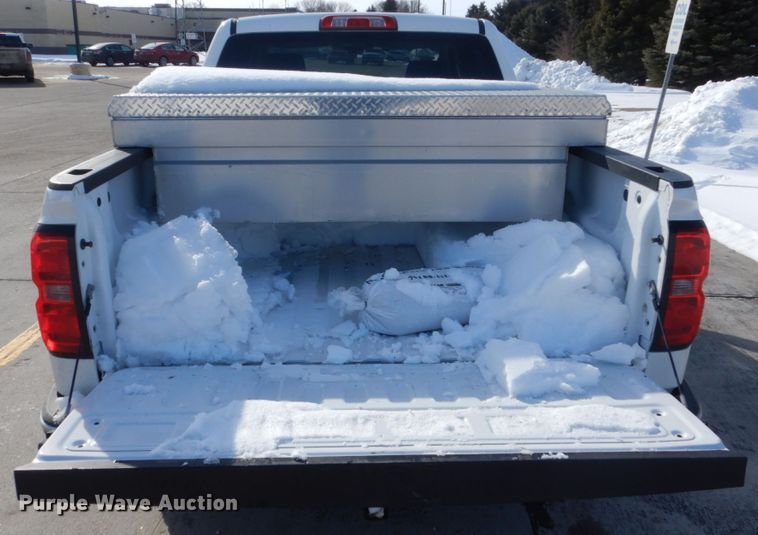 image for item HS9932 2014 Chevrolet Silverado  1500  Crew Cab pickup truck