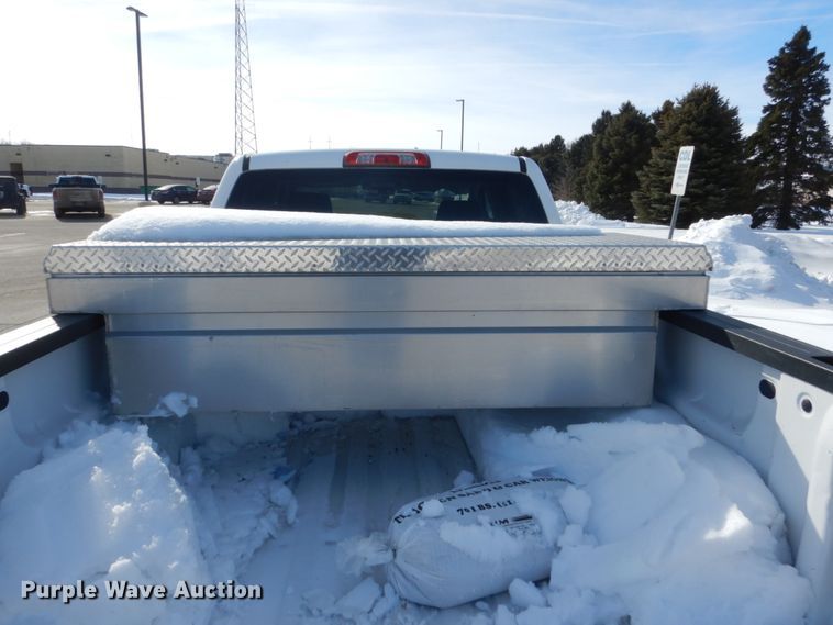 image for item HS9932 2014 Chevrolet Silverado  1500  Crew Cab pickup truck