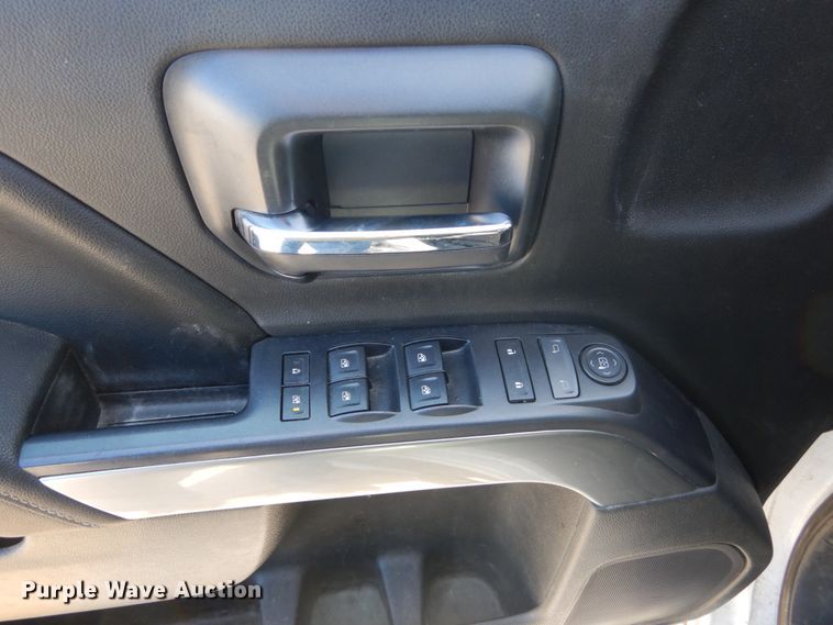 image for item HS9932 2014 Chevrolet Silverado  1500  Crew Cab pickup truck