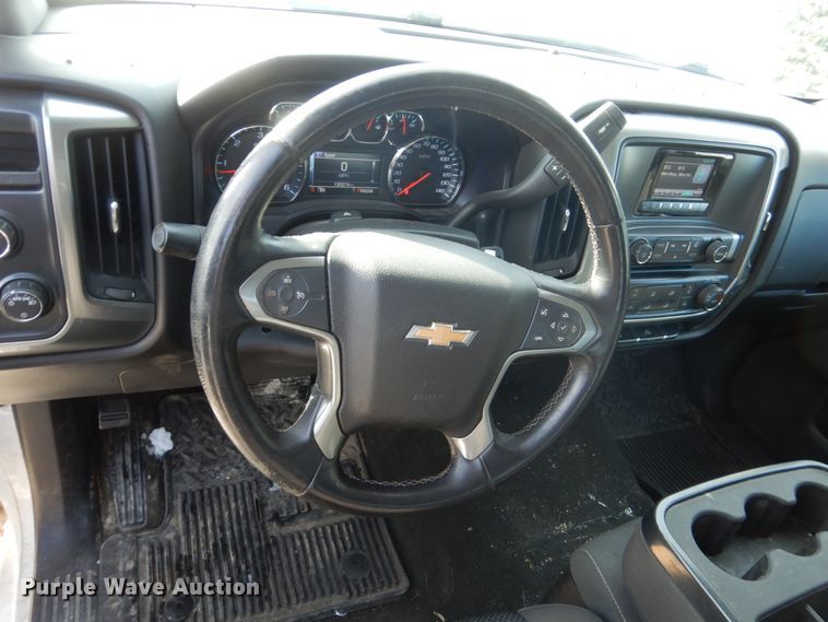 image for item HS9932 2014 Chevrolet Silverado  1500  Crew Cab pickup truck