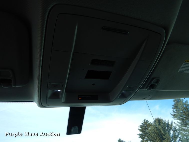 image for item HS9932 2014 Chevrolet Silverado  1500  Crew Cab pickup truck